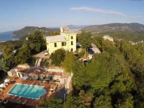 Отель Relais San Rocco  Сестри Леванте